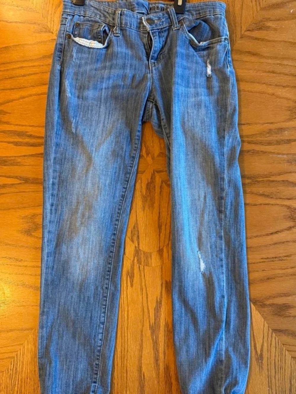 Gap blue straight leg jeans Size 2. 2/26"